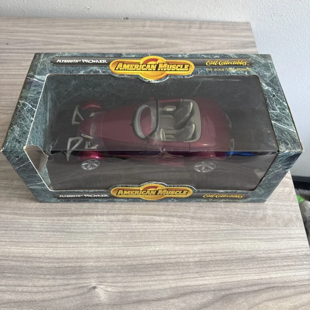 1996 Ertl ~ American Muscle ~ Plymouth Prowler ~ #7394 ~ 1:18 Scale ~ NIB
